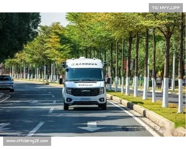 横琴部署自动驾驶环卫设备，智慧管理平台保障赛事运转